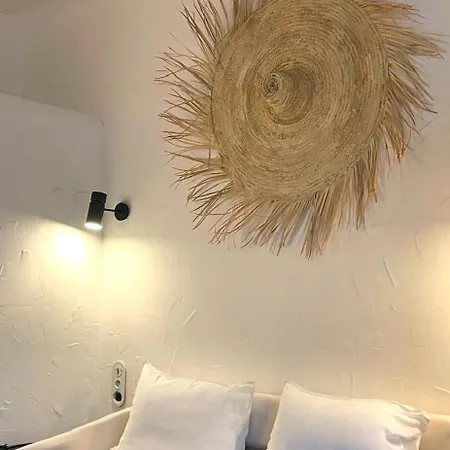 Sevo L L Shellter * Saint-Tropez