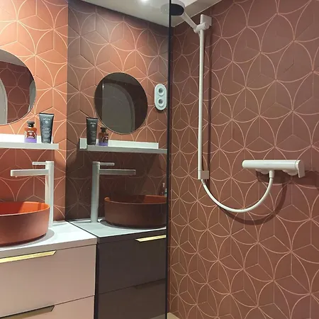 Sevo L L Shellter Apartmán Saint Tropez